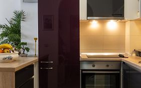 Renovated City Center Apart Roberto